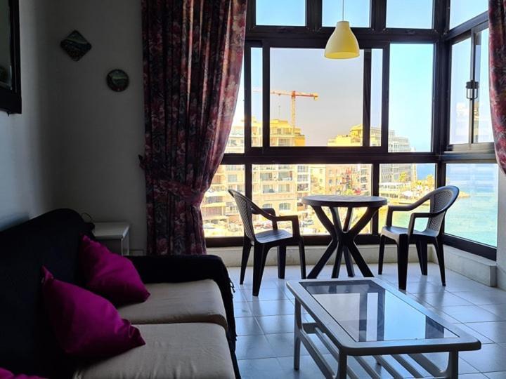 Spinola Bay Sea Front Apt 6 سانت جوليان المظهر الخارجي الصورة