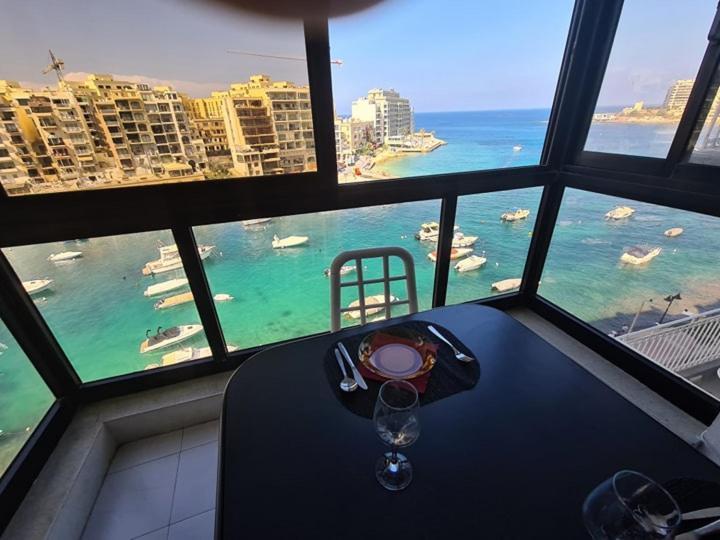 Spinola Bay Sea Front Apt 6 سانت جوليان المظهر الخارجي الصورة