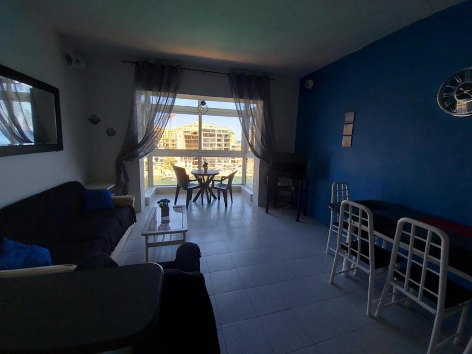 Spinola Bay Sea Front Apt 6 سانت جوليان المظهر الخارجي الصورة